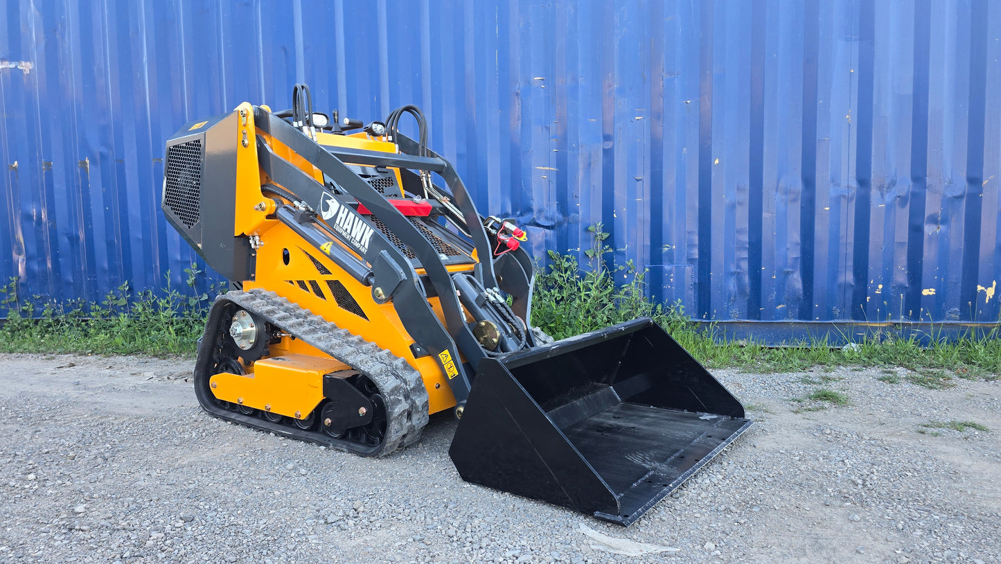 HEC Mini Skid Steer 3 Pumps 23 HP with Briggs & Stratton Engine