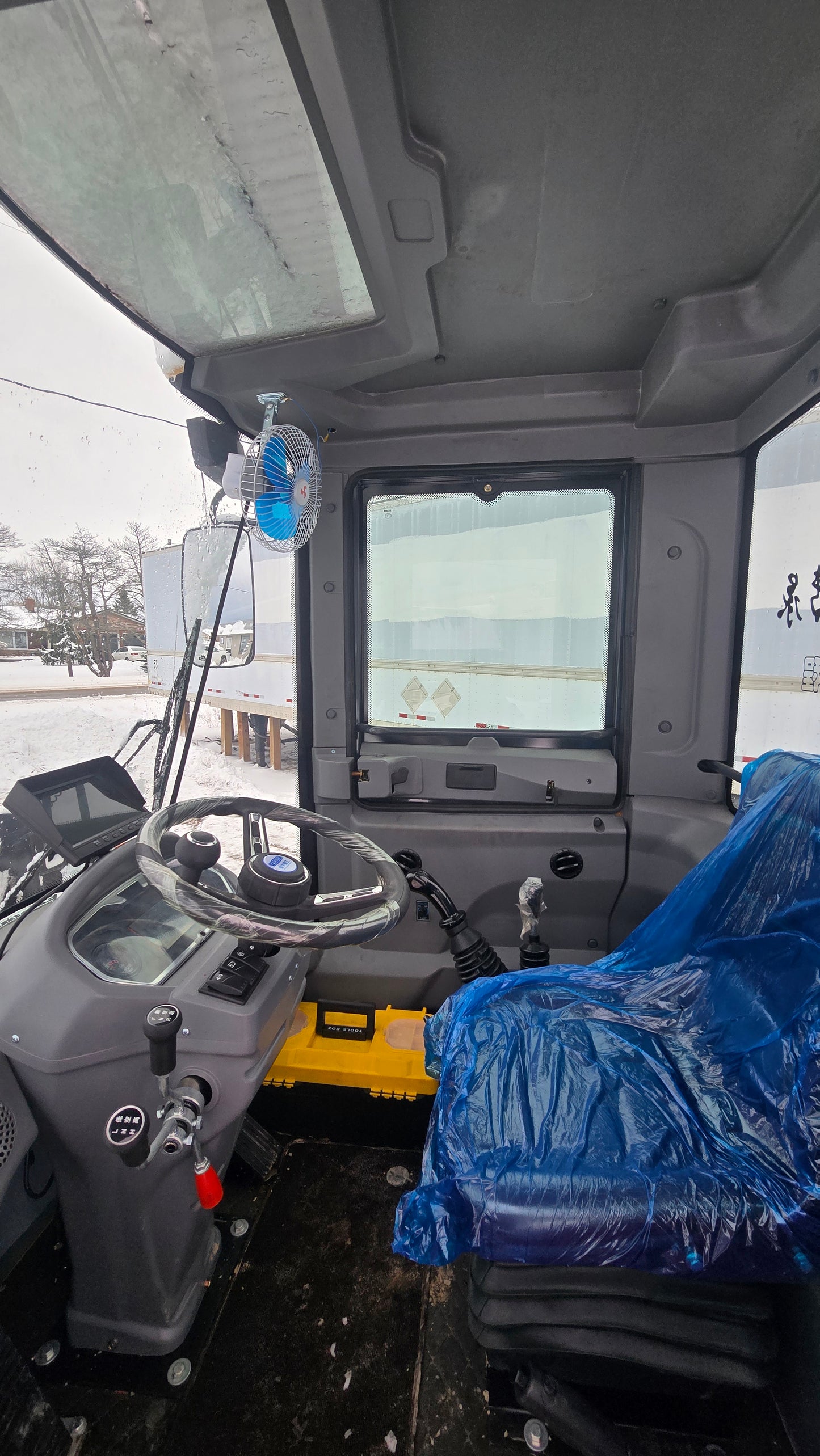 HEC 2 ton Wheel Loader with Kohler diesel engine H940