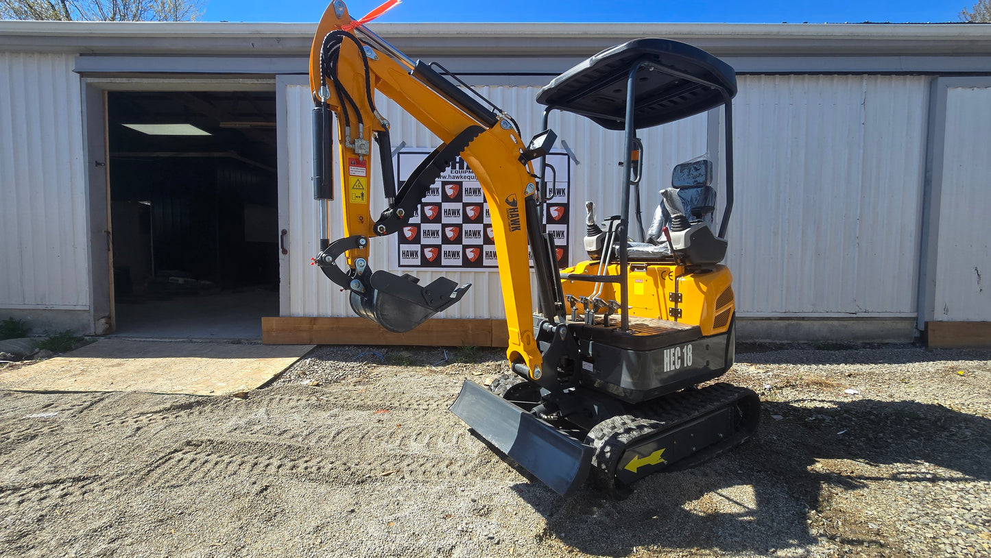 HEC Excavator 1.8 ton hydraulic thumb, swing boom with Kubota engine