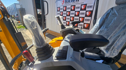 HEC Excavator 1.8 ton hydraulic thumb, swing boom with Kubota engine