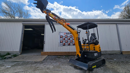 HEC Excavator 1.8 ton hydraulic thumb, swing boom with Kubota engine