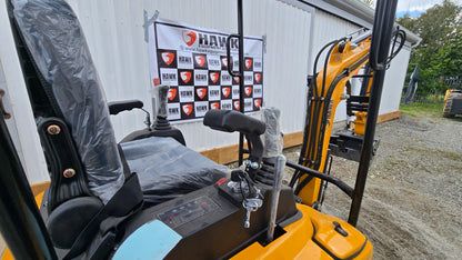 HEC Excavator 1.5 ton hydraulic thumb, swing boom with Kubota engine