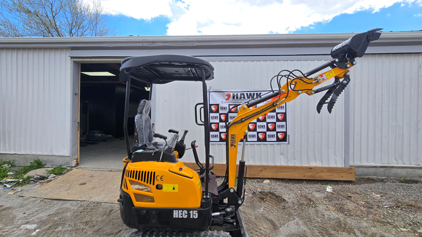 HEC Excavator 1.5 ton hydraulic thumb, swing boom with Kubota engine