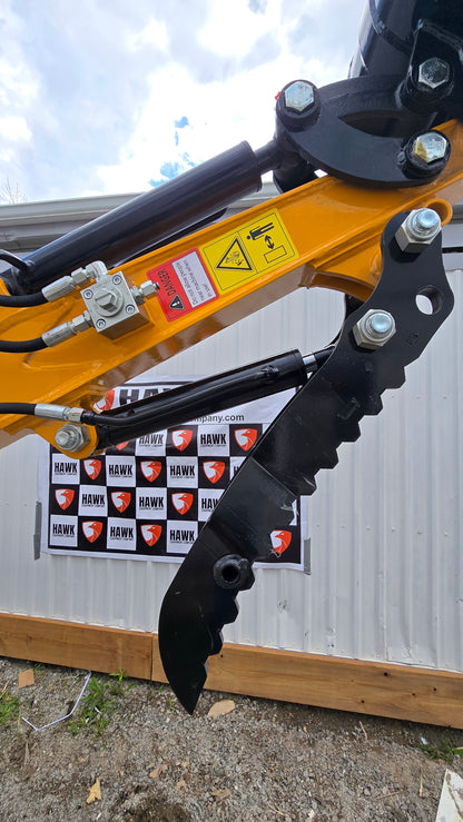 HEC Excavator 1.5 ton hydraulic thumb, swing boom with Kubota engine