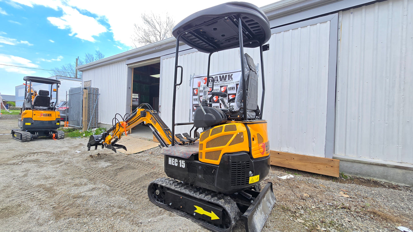 HEC Excavator 1.5 ton hydraulic thumb, swing boom with Kubota engine