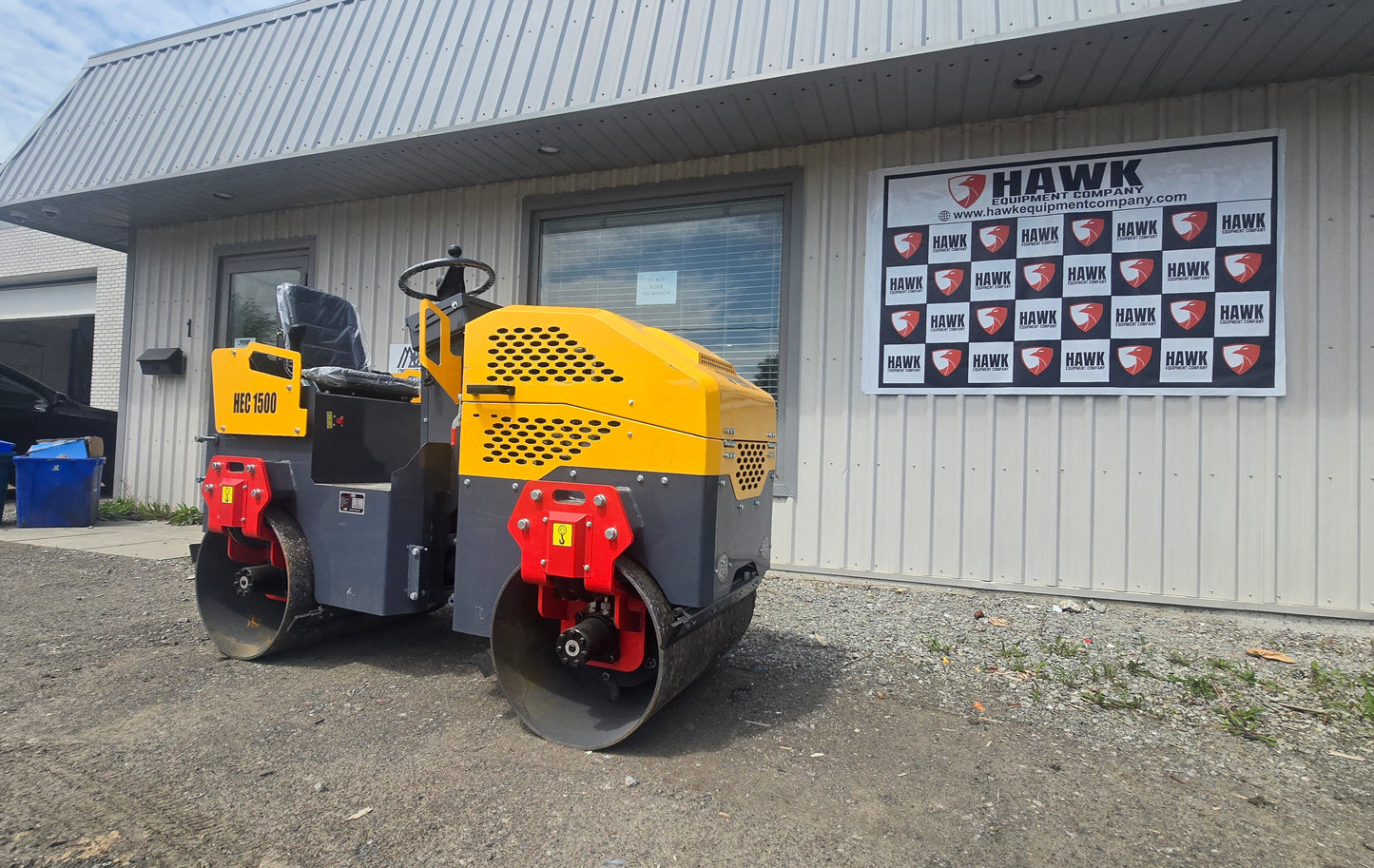 HEC Vibratory Roller Compactor 1.5 ton with Briggs & Stratton Engine