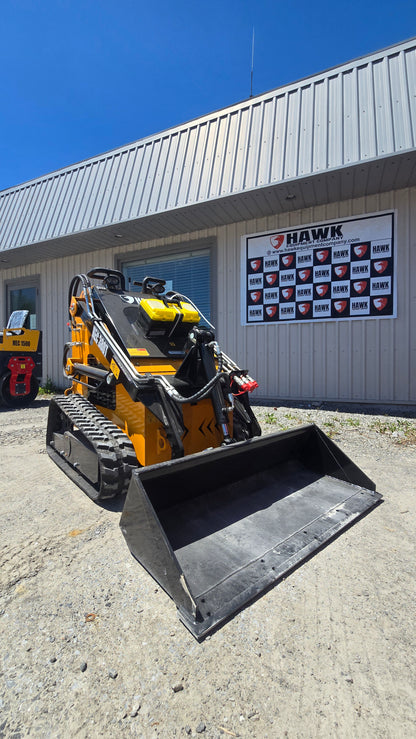 HEC Mini Skid Steer 23 HP 2 pumps with Briggs & Stratton Engine