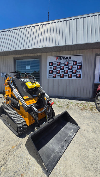 HEC Mini Skid Steer 23 HP 2 pumps with Briggs & Stratton Engine