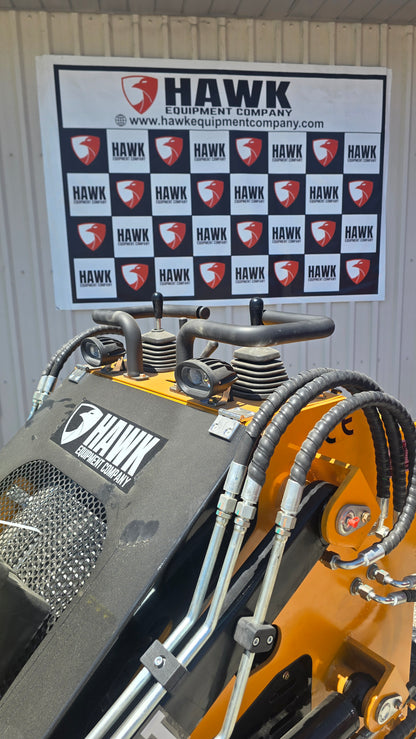 HEC Mini Skid Steer 23 HP 2 pumps with Briggs & Stratton Engine