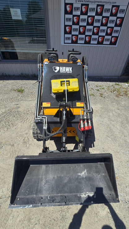 HEC Mini Skid Steer 23 HP 2 pumps with Briggs & Stratton Engine