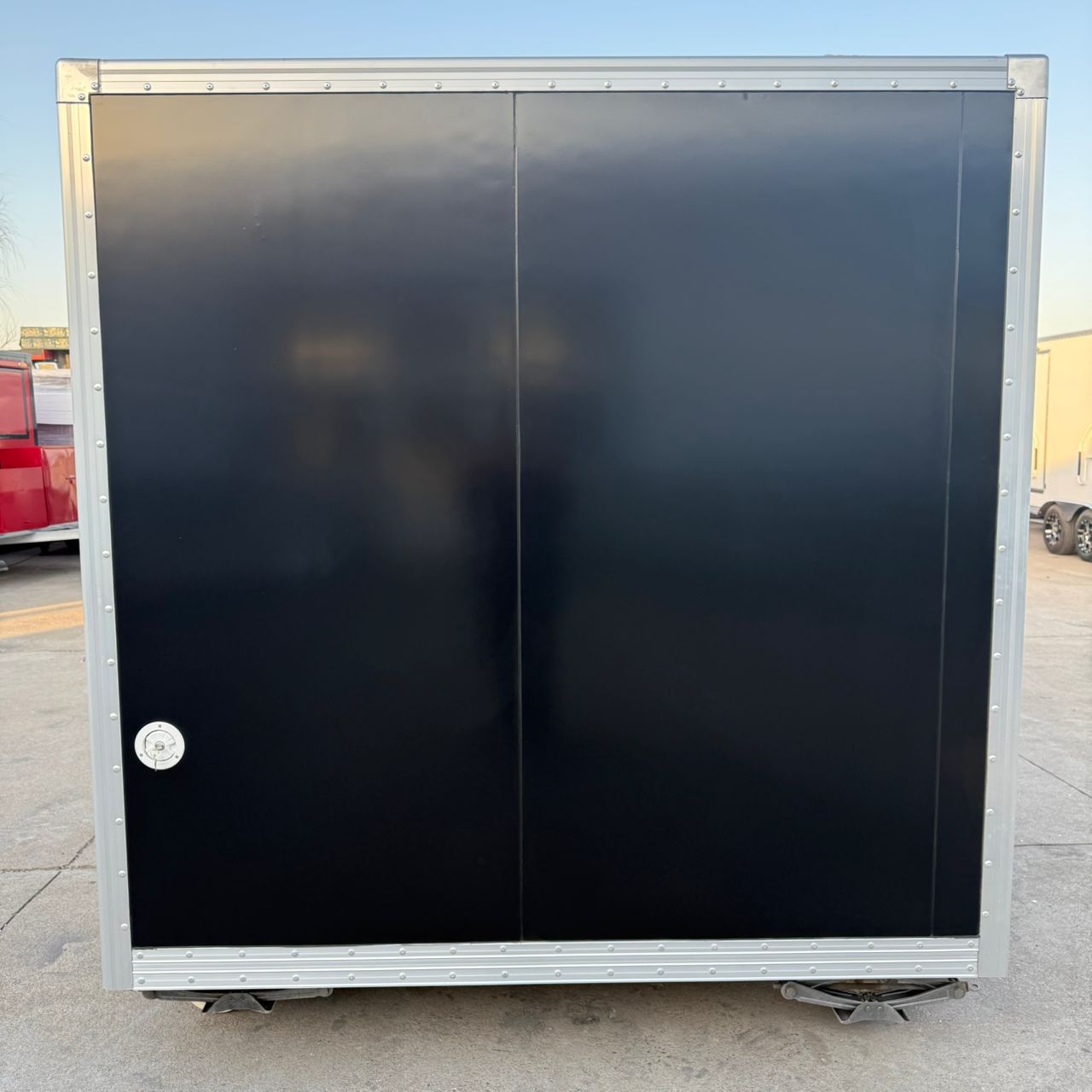 HEC Square Food Cart 3 sinks 7 ft